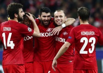 Paliza del Spartak de Moscú al Sevilla, con pocos minutos para Muriel
