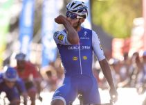 Gaviria arrasa al sprint para situarse como líder en Guangxi