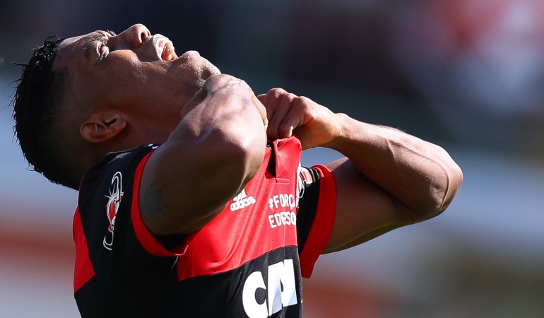 Orlando Berrio Lesión: Orlando Berrío estará fuera de las canchas ocho meses aproximadamente