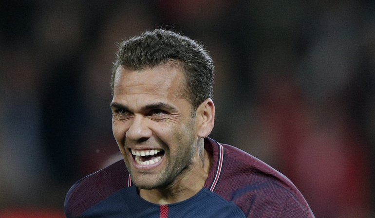 Dani Alves liverpool: Dani Alves estuvo cerca de fichar por el Liverpool en 2006