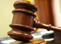 Tribunal Constitucional alemán insta a permitir registro de recién nacidos como "intersexuales"