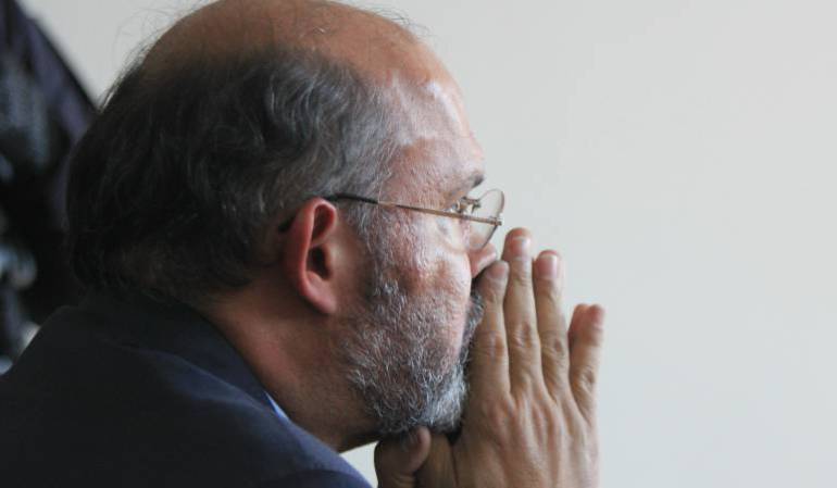 Caso del Carrusel de la Toga: Comisión de Acusación le imputa cargos al exmagistrado Bustos