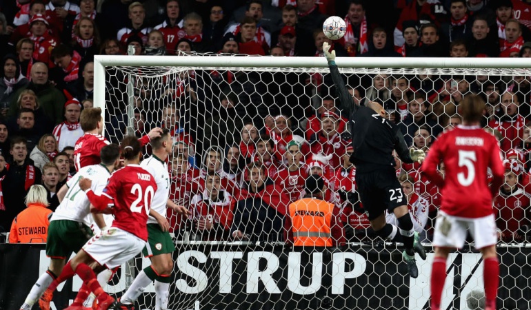 Dinamarca Irlanda repechaje: Dinamarca no pasó del empate en casa contra Irlanda
