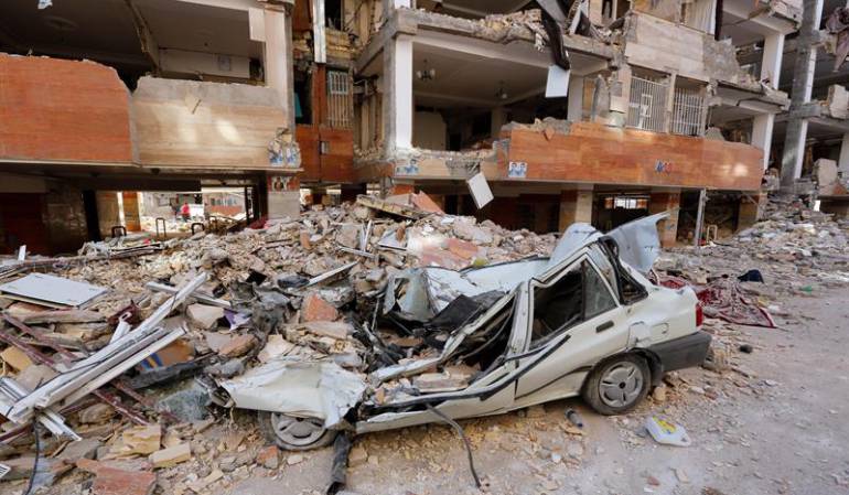 Terremoto en Irán: Aumentan a 530 los fallecidos en el terremoto en Irán
