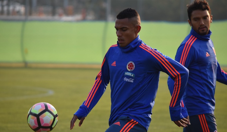 William Tesillo selección colombia: William Tesillo contó detalles de la gira asiática y su posición como lateral