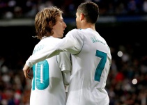 Real Madrid vence con suspenso al Málaga y sigue debiendo juego en Liga