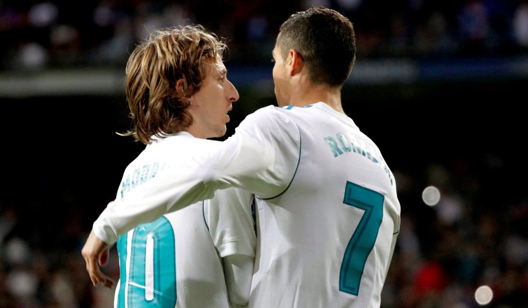Real Madrid 3-2 Málaga: Real Madrid vence con suspenso al Málaga y sigue debiendo juego en Liga