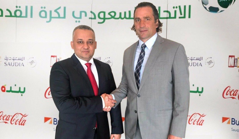 Arabia Saudita Juan Antonio Pizzi: Chile no irá al Mundial; Pizzi sí, nuevo técnico de Arabia Saudita