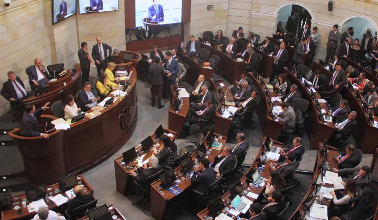 Los senadfores que se opusieron a las curules para víctimas del conflicto: Estos son los congresistas que no apoyaron las curules para las víctimas