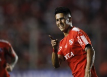 Independiente remonta al Flamengo de Rueda y toma ventaja en la primera final