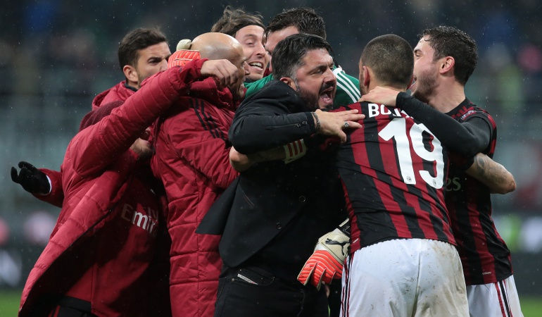 Futbolistas colombianos: Con Zapata como suplente, el Milan logró el paso a 'semis' de la Copa Italia