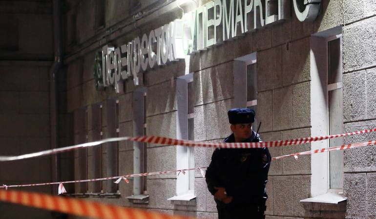 San Petersburgo: 10 heridos en explosión en un supermercado de San Petersburgo