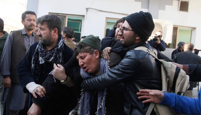 Estado Islámico chií en Kabul: El Estado Islámico reivindica el atentado contra un centro cultural chií en Kabul
