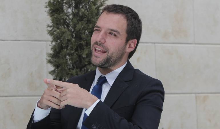 Luís Ernesto Gómez Cartagena: Luís Ernesto Gómez de los 'Converse' a las “Causas Ciudadanas”