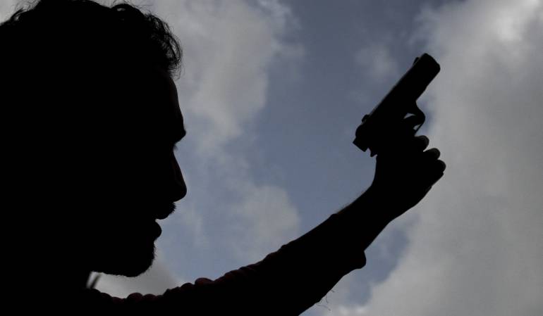 Prohibición de porte de armas: Gobierno prorroga prohibición de porte de armas durante todo el 2018