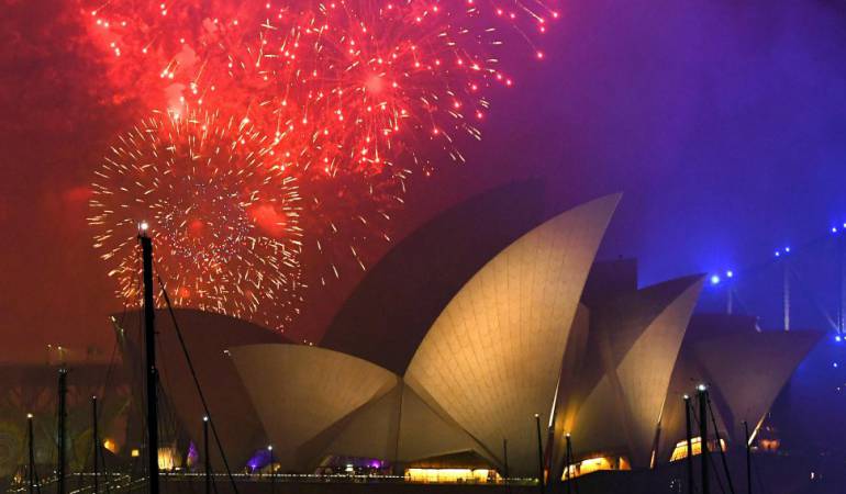 Llegó el 2018 y así lo recibió el mundo: El mundo recibió el 2018 con juegos pirotécnicos y conciertos