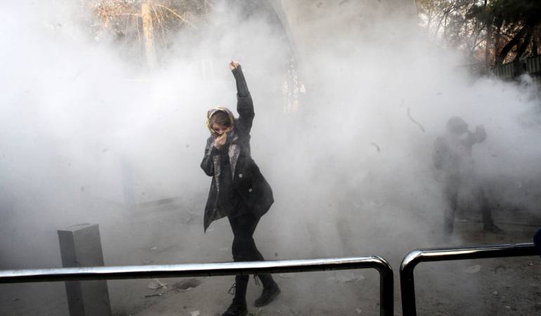 Parlamento iraní acusa a Israel, EEUU y Arabia Saudí de fomentar incidentes