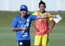 Vladimir Marín fue presentado como DT de la selección femenina de Paraguay