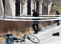 Policía considera "probable" que explosión en Estocolmo fuera por una granada