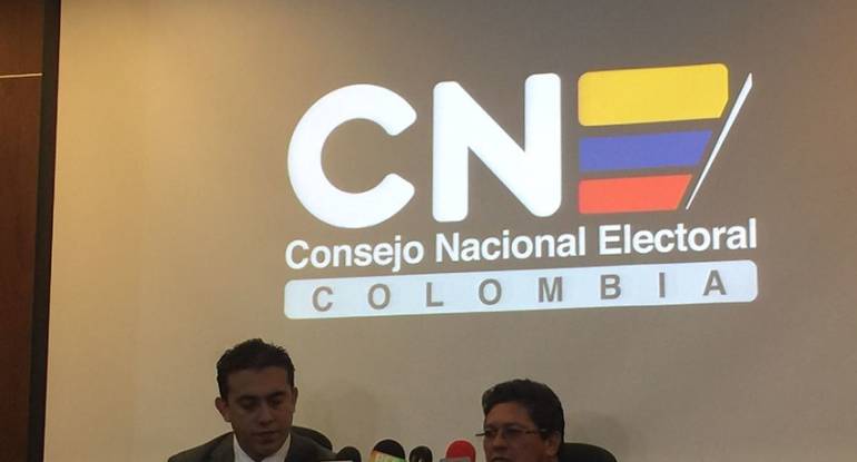 CNE campaña Santos 2014: Fuerte discusión en el CNE dilató decisión sobre campaña Santos 2014