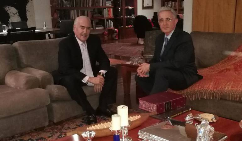 elecciones 2018: Las inesperadas y complejas condiciones de Pastrana a Uribe para aceptar consulta en marzo