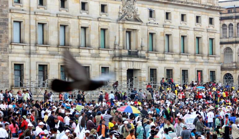 Eurocámara reitera su apoyo al plan de paz en Colombia pese a dificultades