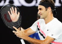 Federer superó a Gasquet y sigue sólido en la defensa de su título de Australia