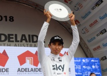 Egan Bernal, campeón de los jóvenes en el Tour Down Under