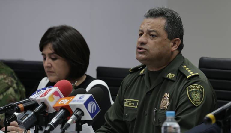 Policías bloquean vías: General Nieto rechaza vías de hecho de policías antinarcóticos