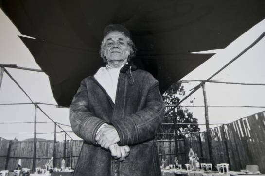 Parra, físico, matemático y autoproclamado “antipoeta”, cuya excéntrica escritura le valió un lugar en la literatura latinoamericana Parra, físico, matemático y autoproclamado “antipoeta”, cuya excéntrica escritura le valió un lugar en la literatura latinoamericana
