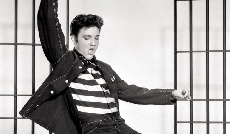 Subastas artículos famosos en eBay: Vaso de papel usado por Elvis fue vendido por 3.300 dólares