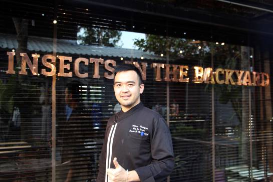 El chef tailandés Thitiwat Tantragarn fusiona en sus platos cocina occidental e insectos, el ingrediente principal de sus creaciones. El chef tailandés Thitiwat Tantragarn fusiona en sus platos cocina occidental e insectos, el ingrediente principal de sus creaciones.