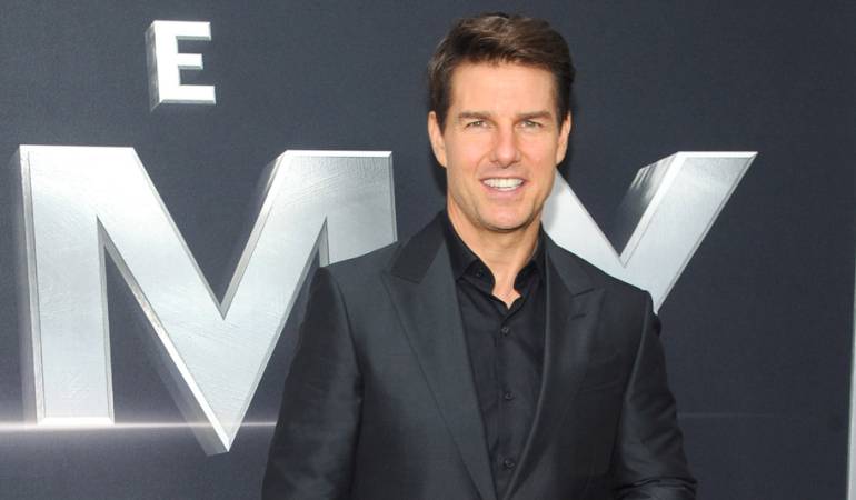 Tom Cruise se estrena en Instagram develando secretos de "Misión Imposible"