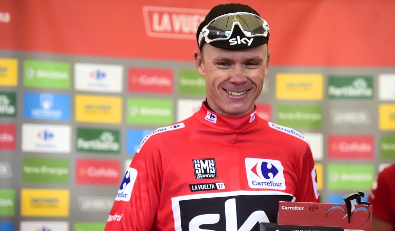 Ciclista Froome aceptaría sanción por dopaje, asegura medio italiano