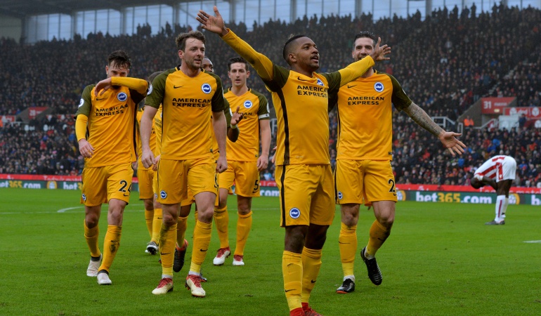 jose izquierdo: Golazo de Izquierdo para el empate del Brighton ante Stoke City