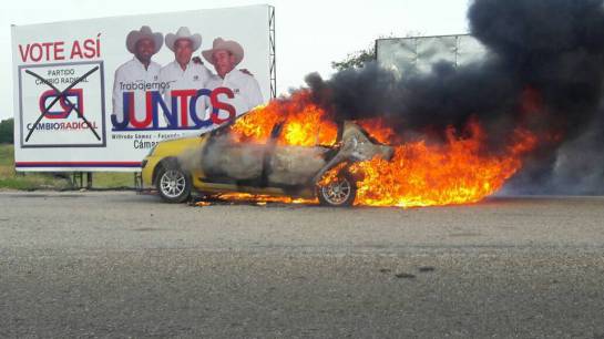 Paro armado del Eln: El Eln quema un vehículo en zona rural de Tame Paro armado del Eln: El Eln quema un vehículo en zona rural de Tame