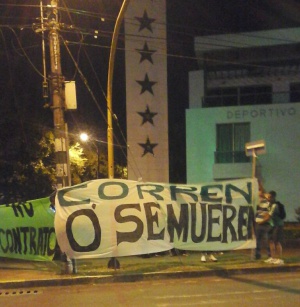 deportivo cali: Hinchas del Cali protestan contra directivos, jugadores y técnico deportivo cali: Hinchas del Cali protestan contra directivos, jugadores y técnico