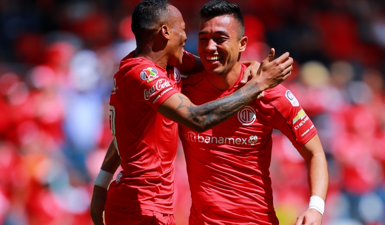 Fernando Uribe Toluca: Fernando Uribe anotó doblete en la victoria 2-0 del Toluca