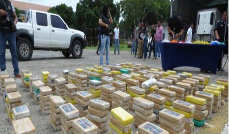 Estrategias contra la dorga: Las dos estrategias contra la droga en Colombia: The Economist