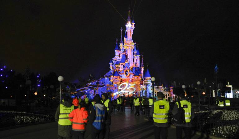 Disney ampliará su parque temático de París por 2.000 millones de euros
