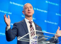 Jeff Bezos, el hombre más rico del mundo pulverizando récords