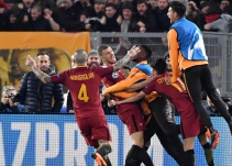 Roma vence a Shakhtar y avanza a los cuartos de final en la Champions