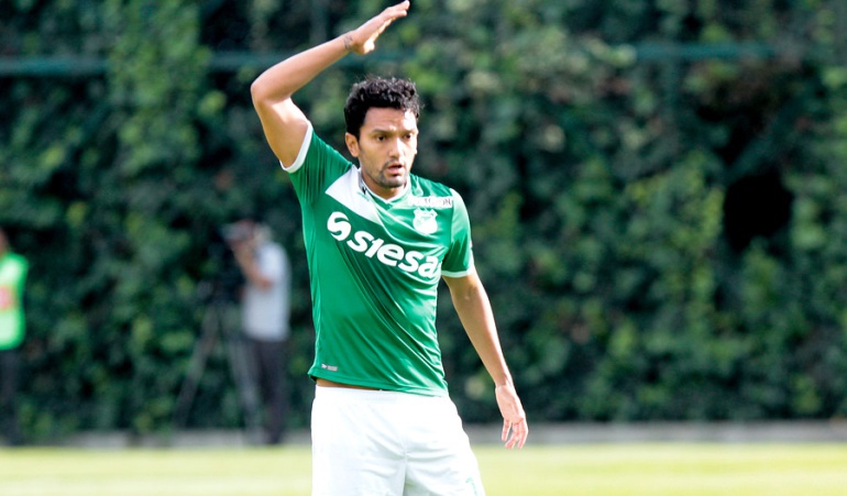 Abel Aguilar lesión: Abel Aguilar sufre una lesión pero no peligra su puesto en Selección
