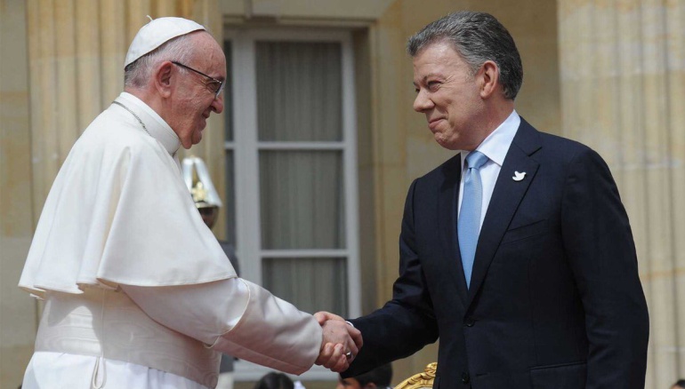 5 años del papa Francisco: Gracias por ayudarnos a construir la paz en Colombia: Santos al papa