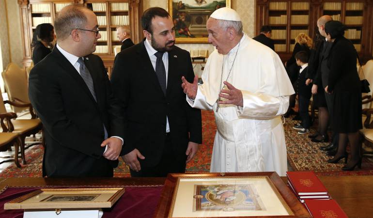 Una biografía del papa Francisco escrita a través de recetas de cocina