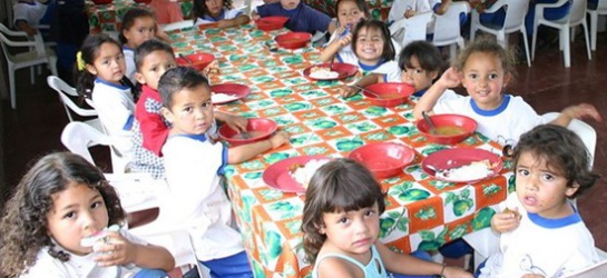 El PAE no llega a todos los niños que lo necesitan El PAE no llega a todos los niños que lo necesitan
