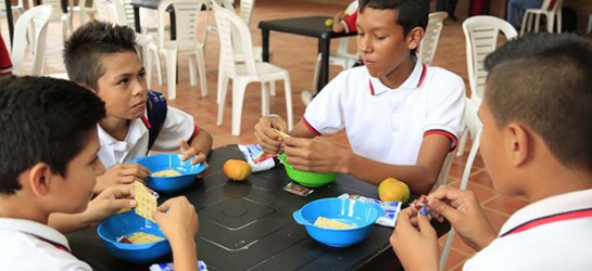 El PAE no llega a todos los niños que lo necesitan El PAE no llega a todos los niños que lo necesitan