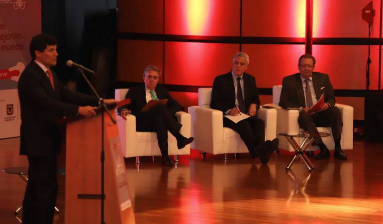 El Gobierno de Santos no deja endeudada a Colombia con vigencias futuras
