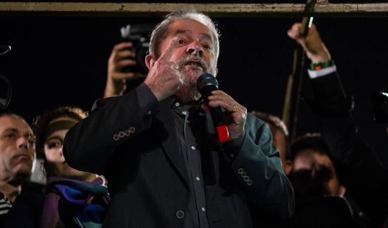 Lula Da Silva: Policía brasileña confirma que aplaza capturará de Lula para el sábado