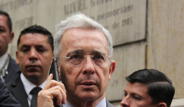 Falsos Testigos: En firme investigación contra Álvaro Uribe Velez
